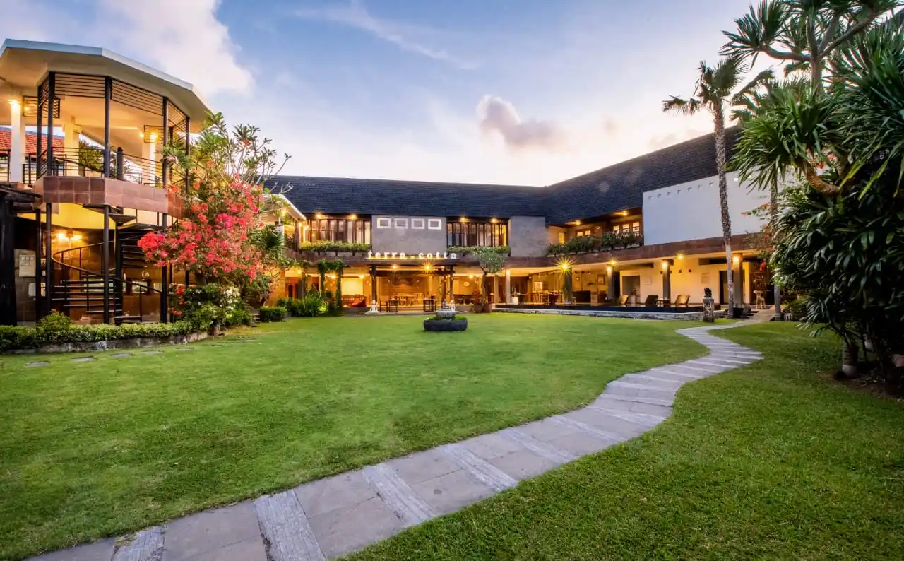 Venue Rental and Wedding Package Alindra